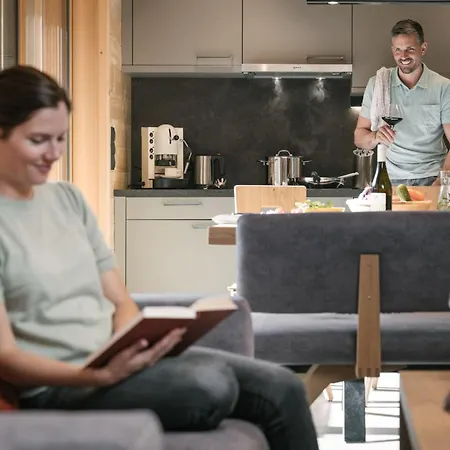 斯图本法尔酒店 3* 尼德泰