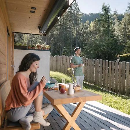 斯图本法尔酒店 3* 尼德泰