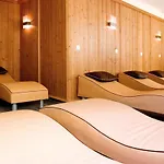 斯图本法尔酒店 3* 尼德泰